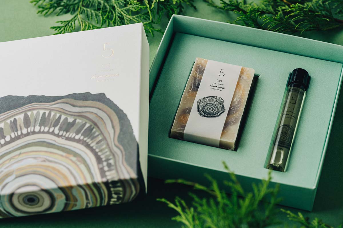 「南郷檜」石鹸＆フレグランスオイル【５】